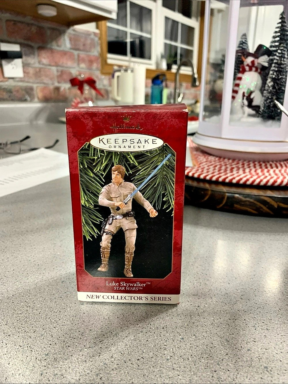 Hallmark Luke Skywalker Star Wars New Collector's Series Ornament Red & Green